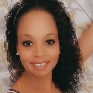 Meet your Posher, Marisa